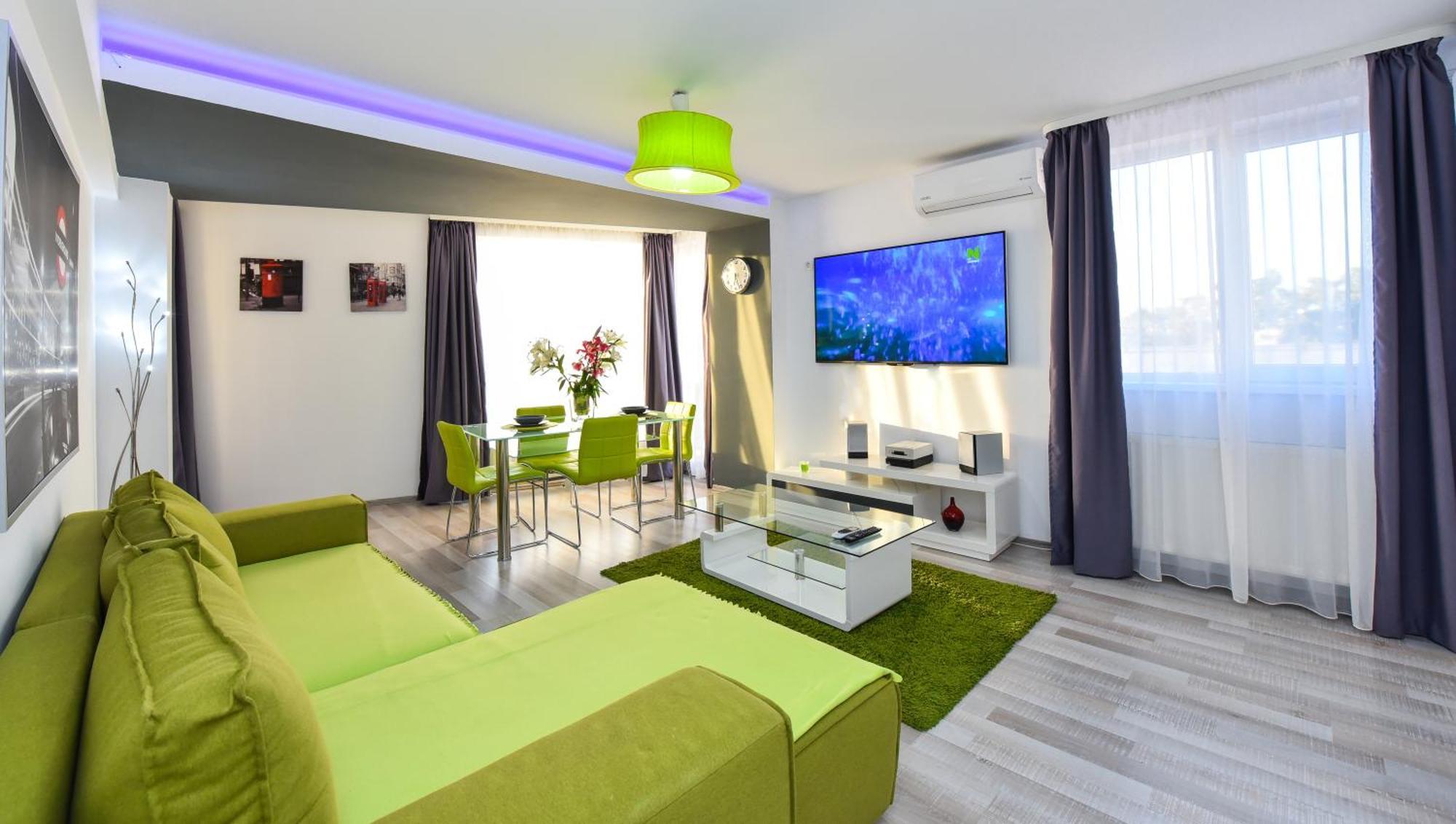 Dracula Adventure Tours Accommodation Бухарест Экстерьер фото