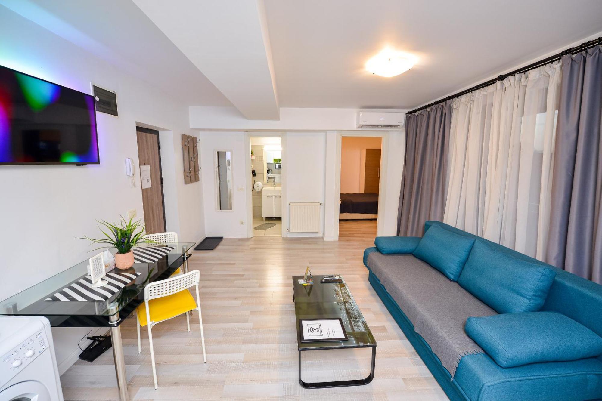 Dracula Adventure Tours Accommodation Бухарест Экстерьер фото